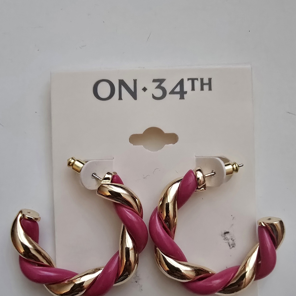 Earings On•34th Pink and Gold Twisted Hoop Earrings